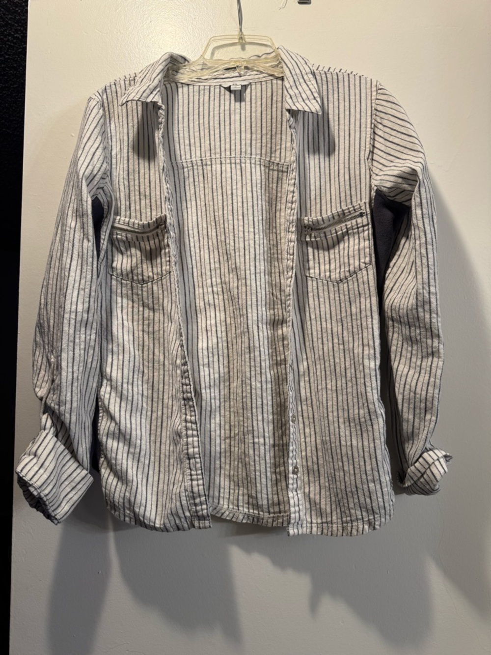 Guess Striped Button-Up Shirt - White & Black